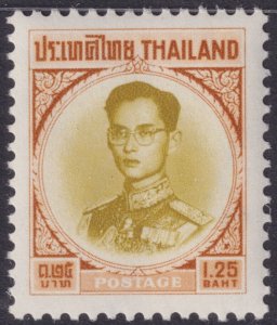 Sc# 404A Thailand 1965 King Bhumibol Adulyadej 1.25 Baht issue MNH CV $16.00 