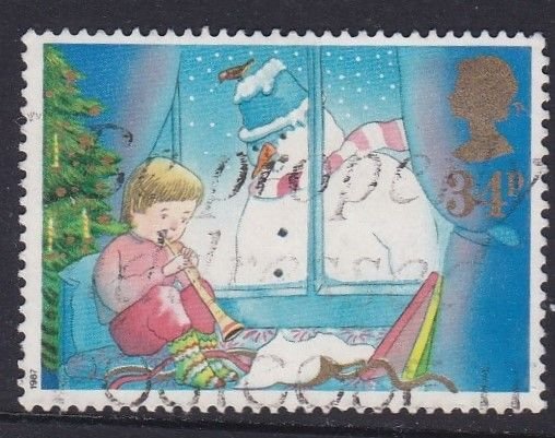 G.Britain 1987 Christmas - Asleep and Santa in Sleigh - 34p used