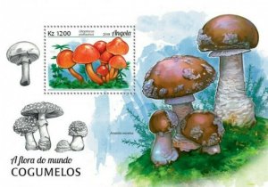 Angola - 2019 Mushrooms on Stamps - Stamp Souvenir Sheet - ANG18106b 