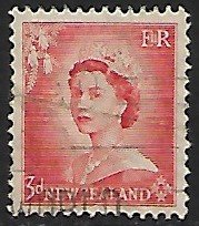 New Zealand # 292 - Queen Elisabeth - used....(GR5)