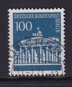 Germany  Berlin   #9N255  used  1967  Brandenburg Gate 100pf