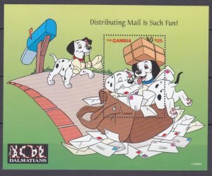 1997 Gambia 2711/B342 Disney - 101 Dalmatians and a Postal Bag 9,50 €