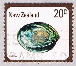 New Zealand 674 Used Paua Shell 2 1968 (BP52511)