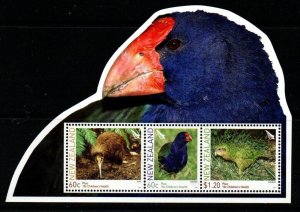 NEW ZEALAND SGMS3306 2011 FLIGHTLESS BIRDS   MNH