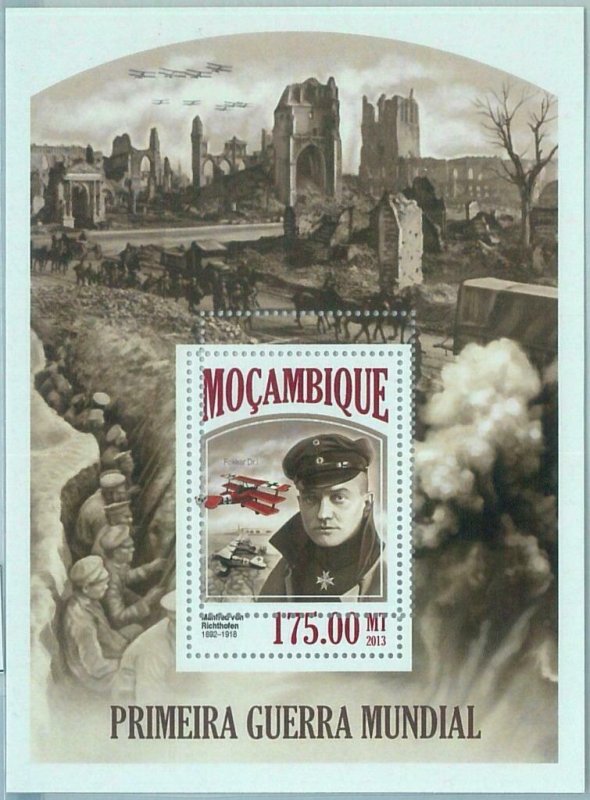 M1475 - MOZAMBIQUE, ERROR,2013 MISSPERF SHEET: World War I, Aviation, Fokker Dr1
