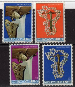 Thematic stamps VATICAN 1971 RACIAL EQUALITY 552/5 mint