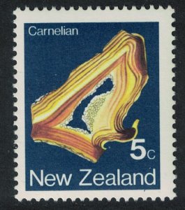 New Zealand Carnelian Mineral 5c 1982 MNH SG#1281