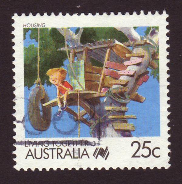 Australia 1988 Sc#1061, SG#1119 25c Living Together USED.