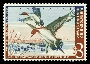 Scott RW29 1962 $3.00 Duck Stamp Mint F-VF OG NH Cat $110