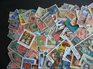 El Salvador scrap pile (duplicates, mixed cond) of 295, worth checking out!