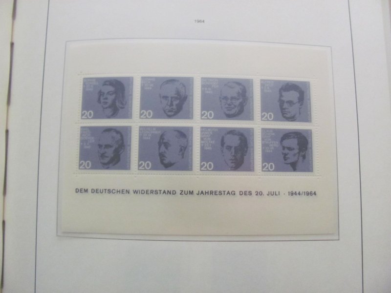 GERMANY MNH 1949-1972 (4) LIGHTHOUSE & SCHAUBEK ALBUMS COMPLETE  SIGNED (38)