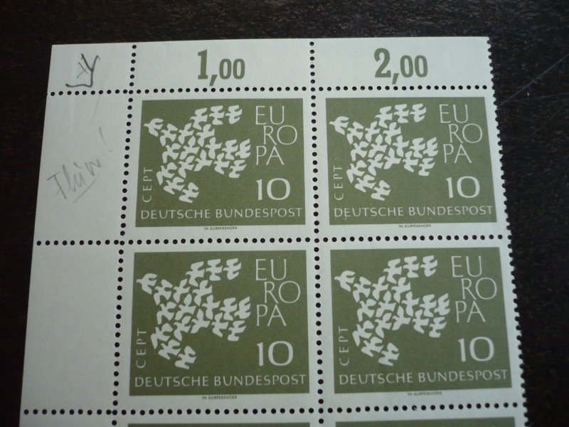 Europa 1961 - Germany - Corner Block of 10 Fluorescent Issue
