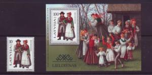 Latvia Sc 440-1 1997 Folk Costumes stamp & sheet mint NH