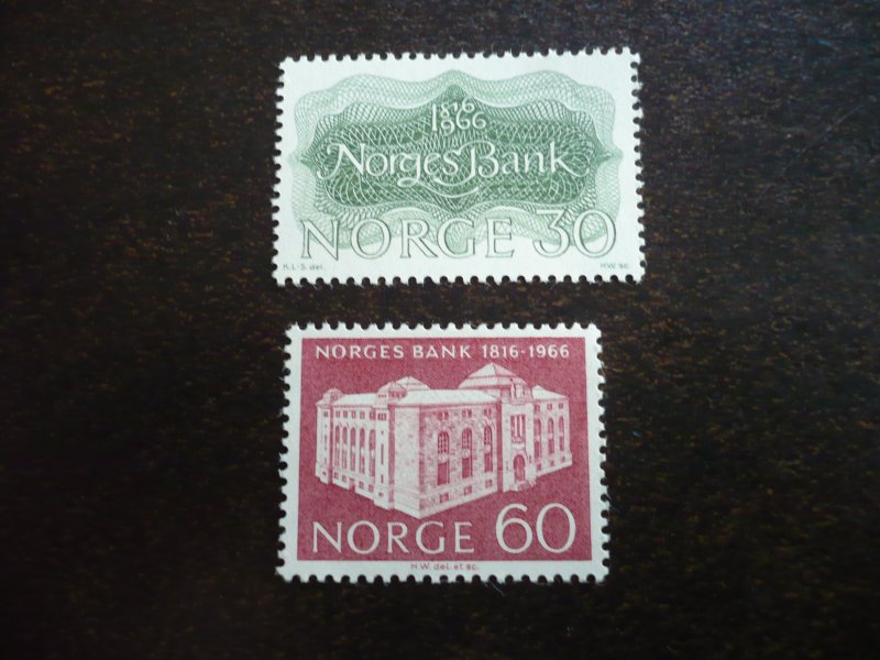Stamps - Norway - Scott# 492-493 - Mint Never Hinged Set of 2 Stamps