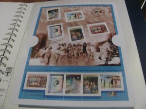 FRANCE MNH 1994-2000 LINDNER ALBUM COMPLETE W/SS &  BOOKLETS (95)