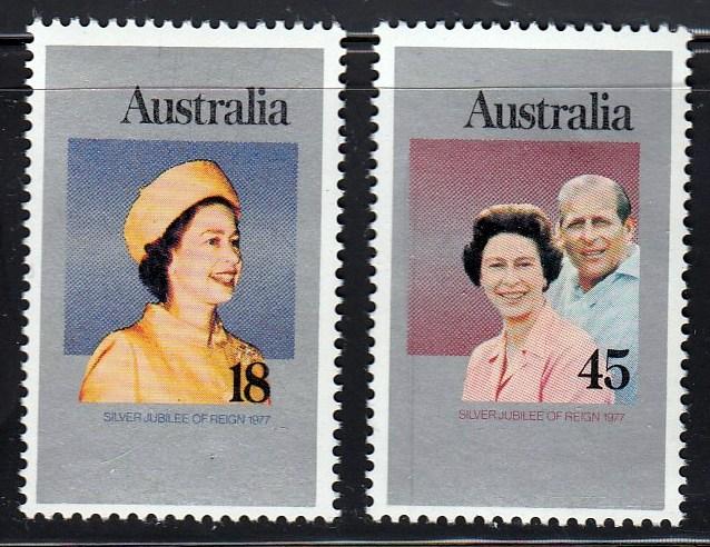 Australia #659-60 MNH Portrait of Queen Elizabeth II and Prince Philip.