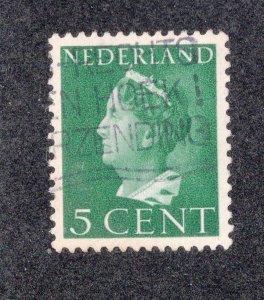 Netherlands 1940 5c dark green Wilhelmina, Scott 216 used, value = 25c