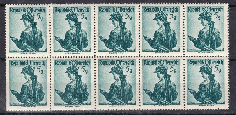 AUSTRIA ^^^^^1950's  MNH   BLOCK of 10   ( Costumes) $$@ta413ostt