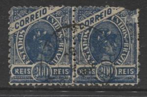 Brazil - Scott 161 - Definitive Issue -1900 - Used - Joined Pair of 200r Stamp