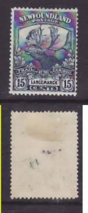 Newfoundland-Sc#124- id30-unused og hinged 15c Langemarck-Caribou-1919-few small