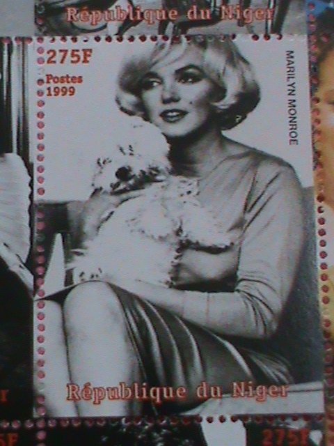 NIGER STAMP-1999- MARILYN MONROE  HISTORY OF CINEMA -  -MNH STAMP SHEET -RARE