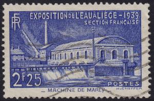 France - 1939 - Scott #388 - used - Water Exposition