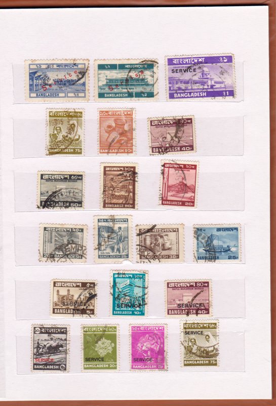 COLLECTION OF BANGLADESH STAMPS IN SMALL STOCK BOOK - 115 STAMPS