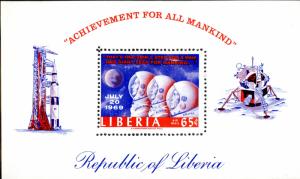 LIBERIA C184 MNH S/S SCV $2.00 BIN $1.00