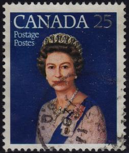 Canada - 1977 - Scott #704 - used - Queen Elizabeth II