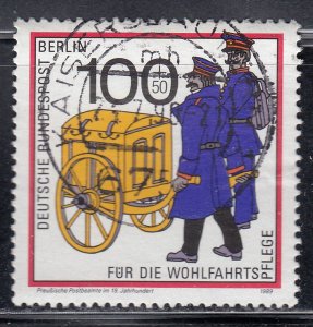 Berlin 1989 Sc#9NB274 Prussian postal official (19th century) used