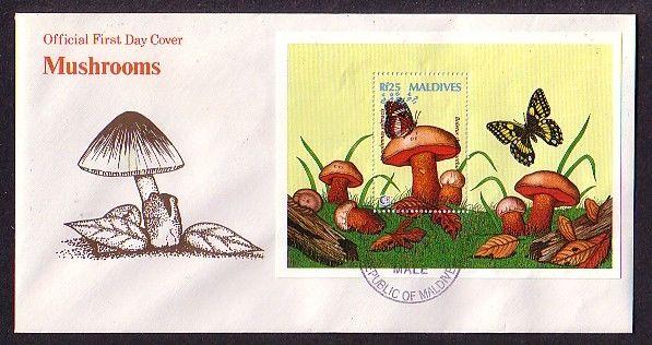 Maldives, Scott cat. 2097. Butterfly & Mushroom s/sheet. First day cover.