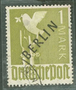 Germany/Berlin (9N) #9N17 Used Single