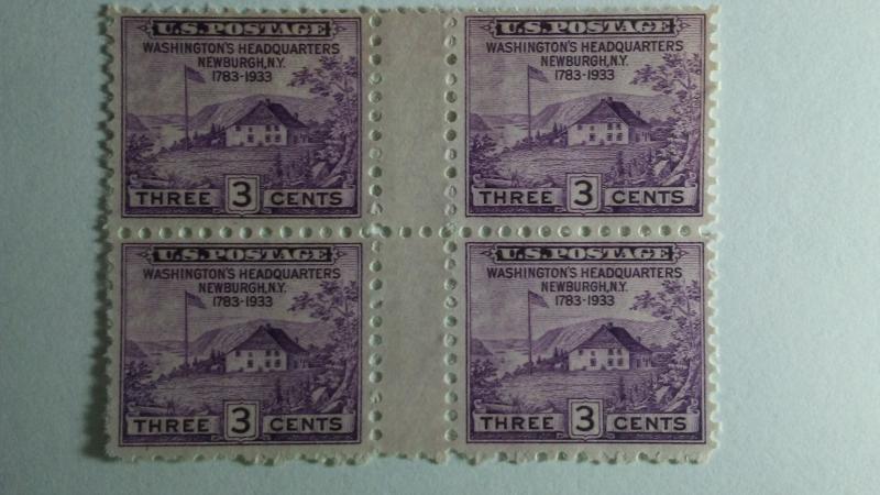 SCOTT # 752 VERTICAL GUTTER BLOCK MINT NEVER HINGED AS ISSUED