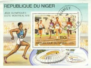 Niger Olympics Lot 3 , 1 souvenir sheet