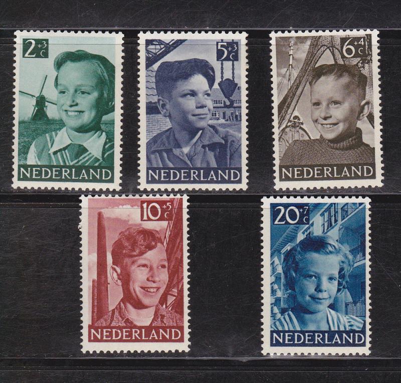 Netherlands # B 229-233, Mint Hinged