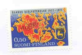 Finland Sc 516 Map and Arms of Aland stamp mint NH