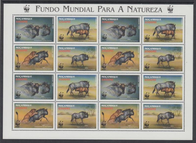 XG-BA263 MOZAMBIQUE IND - Wwf, 2000 Wild Animals, Blue Wildebeest MNH Sheet