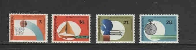 PAPUA NEW GUINEA #328-331 1971 4TH SOUTH PACIFIC GAMES MINT VF NH O.G
