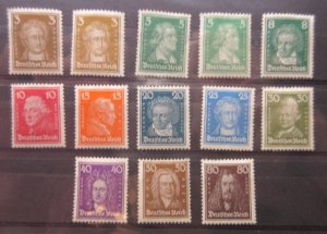GERMANY, Scott: 366-384 SET, MINT HINGED, Lot31, Cat $108.75