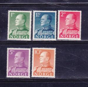 Norway 370-374 Set MHR King Olav V (C)