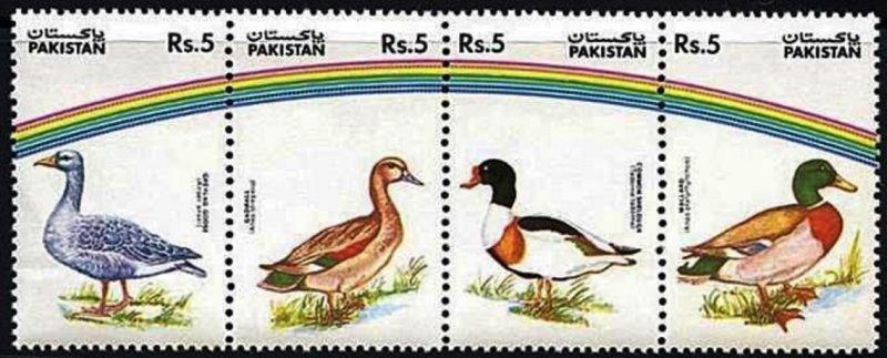 1992 Pakistan 863-866strip Water birds 6,00 €