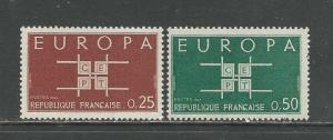 France Scott catalogue #1074-1075 Unused Hinged