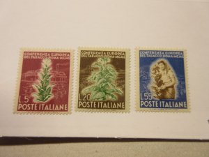 ITALY Scott 544-546, MINT NEVER HINGED Lot14, Cat $92.50