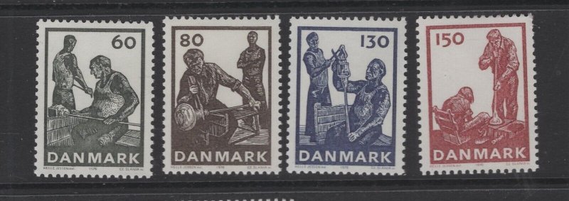 Denmark #593-96  (1976  Glass production set) VFMNH CV $2.60