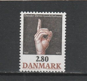 Denmark  Scott#  786  MNH  (1985 Danish Association for the Deaf)