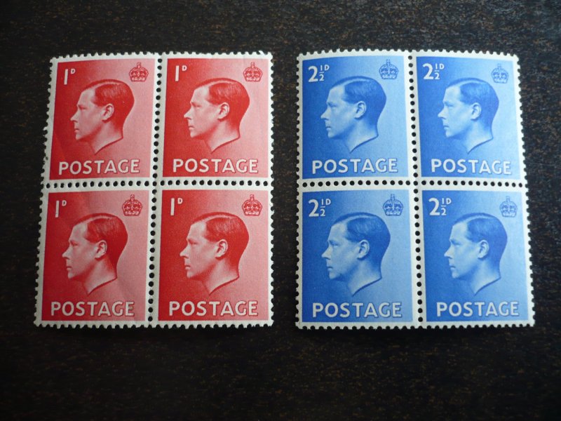 Stamps - Great Britain - Scott# 231, 233 - Mint Never Hinged Blocks of 4 Stamps