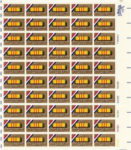 Honoring Vietnam Veterans Sheet of Fifty 15 Cent Postage Stamps Scott 1802