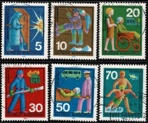 GERMANY 1970 VOLUNTARY RELIEF SERVICE SET USED (VFU) P.14 SG1529-34 SUPERB