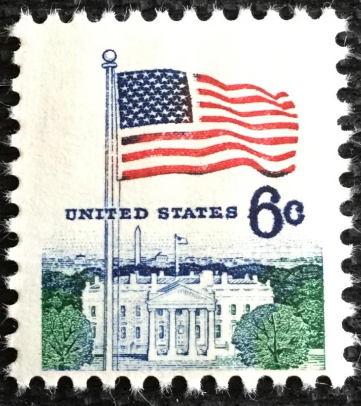 US #1338D MNH Single Flag Over White House Perf 11x10.5 SCV $.25 L10