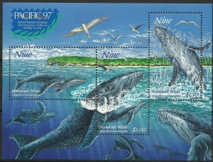 1997 Niue 884-886/B124 Sea fauna - Whales 5,50 €